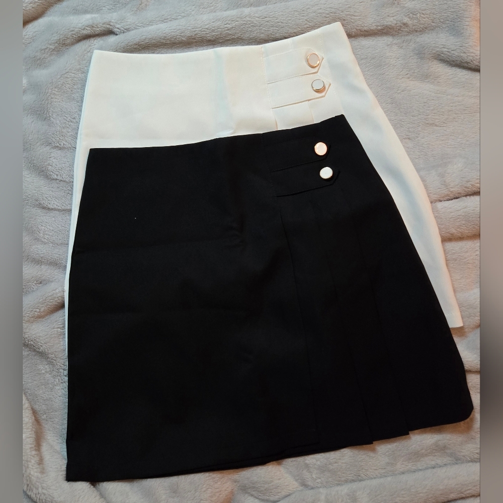 BUNDLE 💕💕  90's Style Skorts